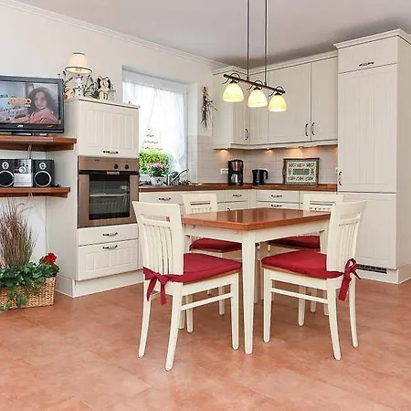 Haus Benser Riff Apartment *